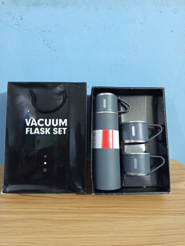 3 in 1 Vacuum Insulated Thermal Flask Set With Cup Set Ash